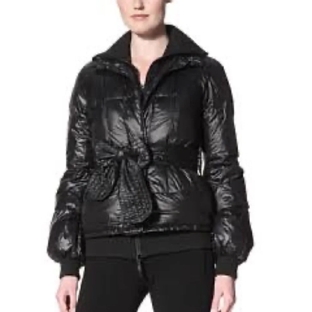Gianfranco Ferre Puffer! Authentic! - Picture 1 of 6